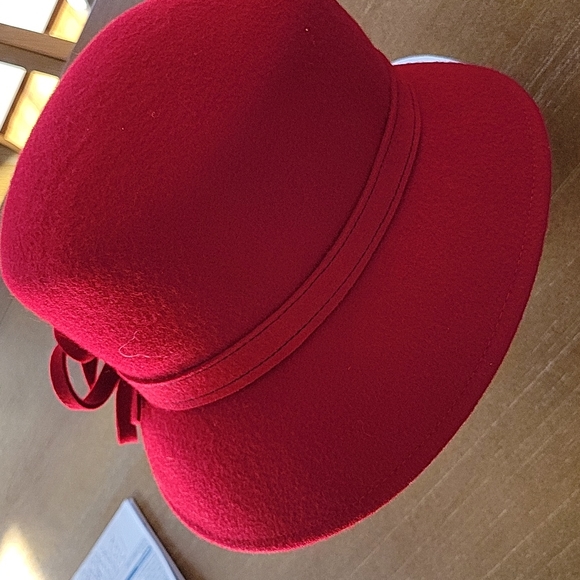 TOUCAN NEW YORK WOOL HAT NEVER WORN. - Picture 6 of 13